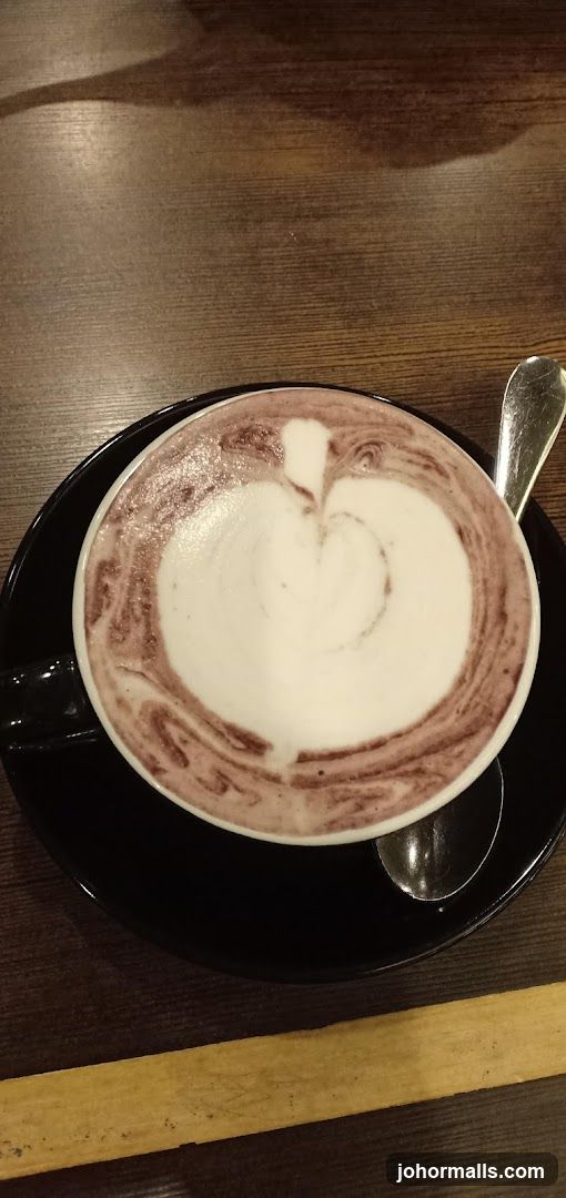 Hot Chocolate with Latte Art