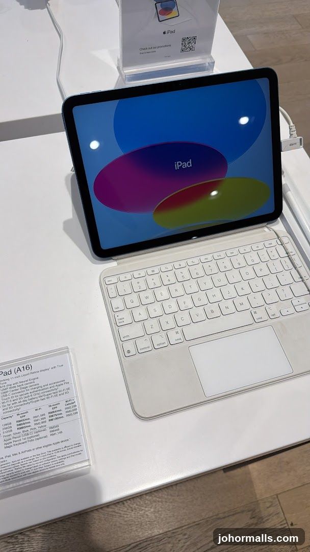 iPad with Keyboard