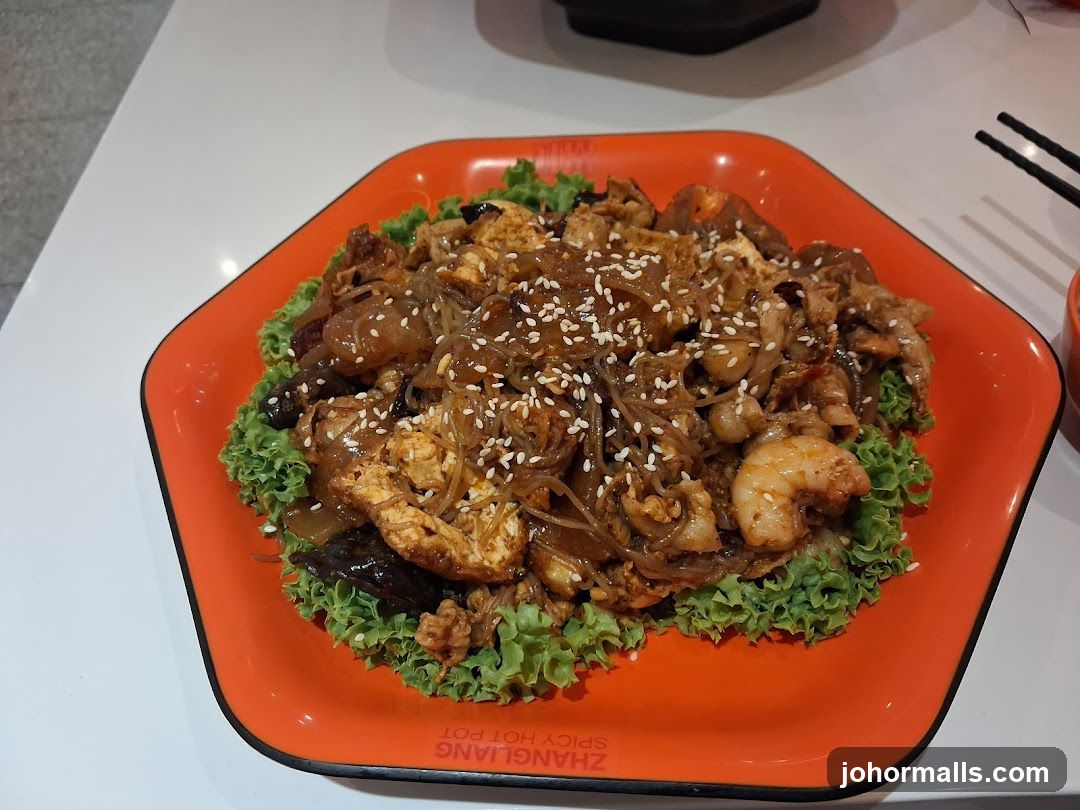 Spicy Stir-Fried Noodles with Shrimp