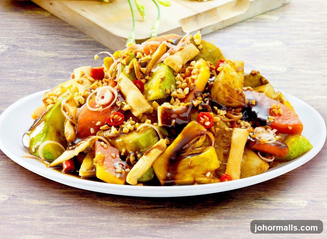 Fruit Salad with Peanuts and Chili
