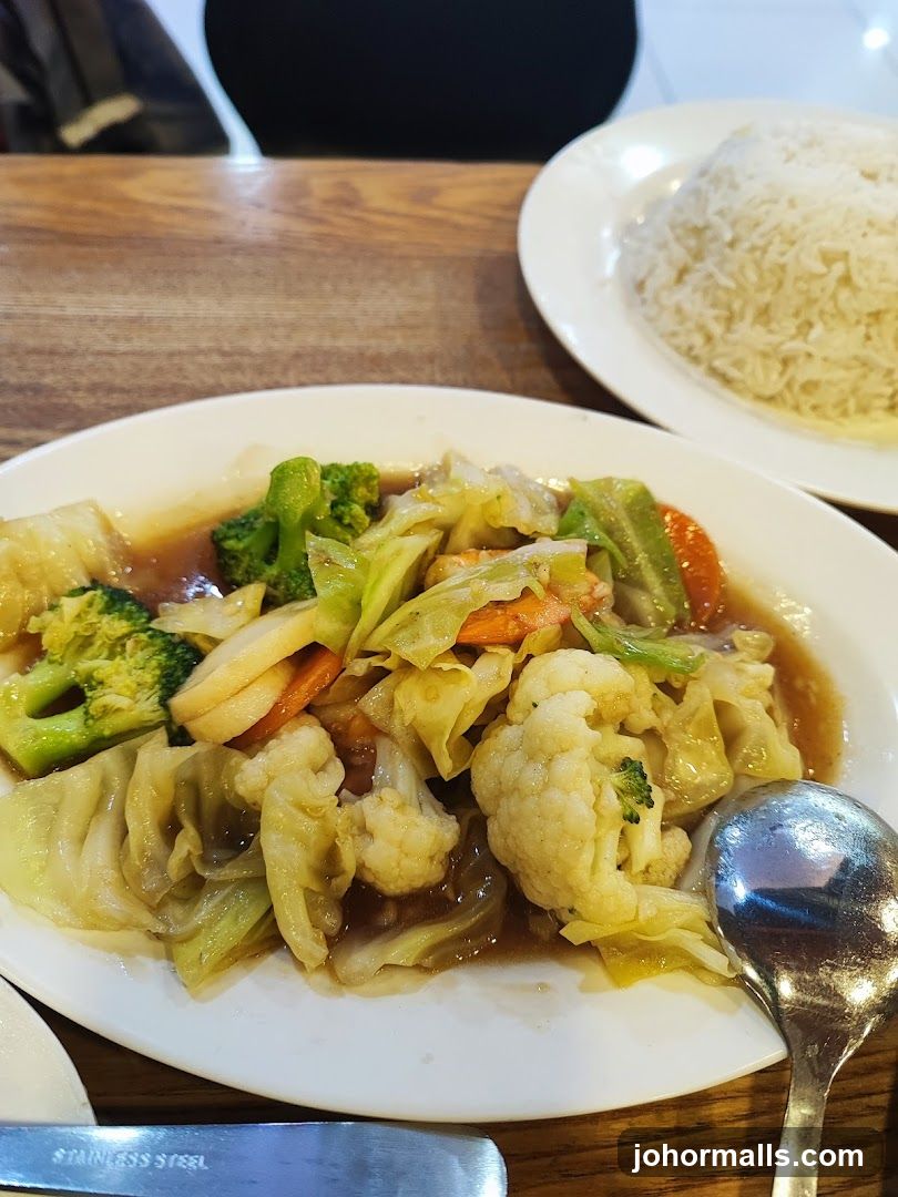 Stir-fried Vegetables with Rice
