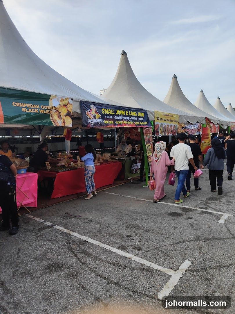 Outdoor Food Stalls