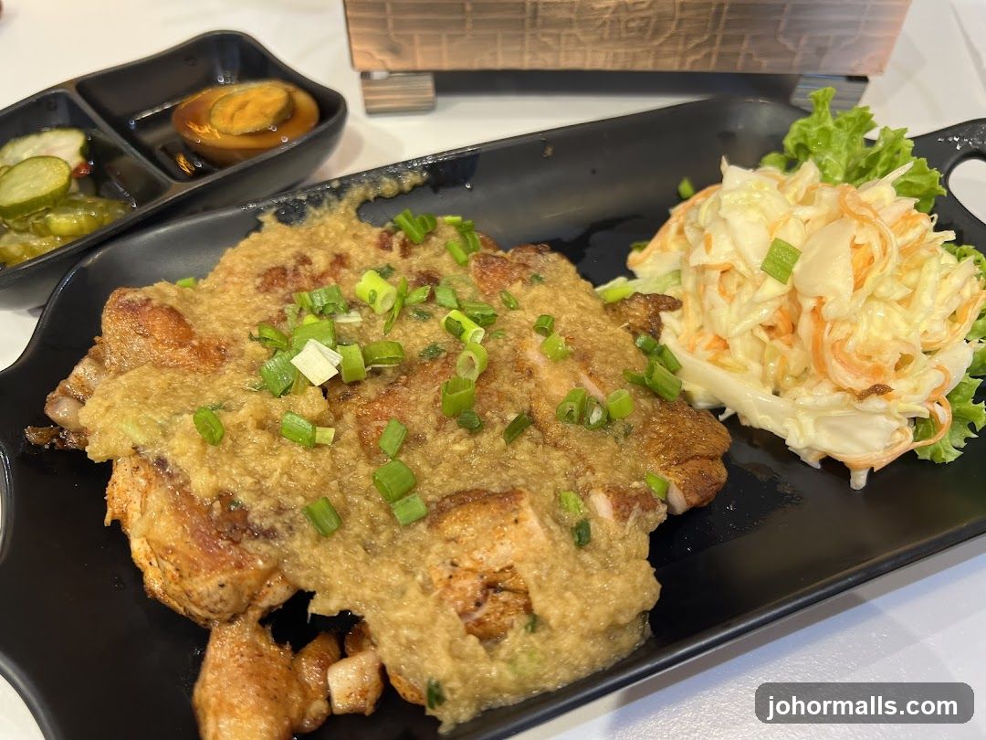 Chicken with Sauce and Coleslaw