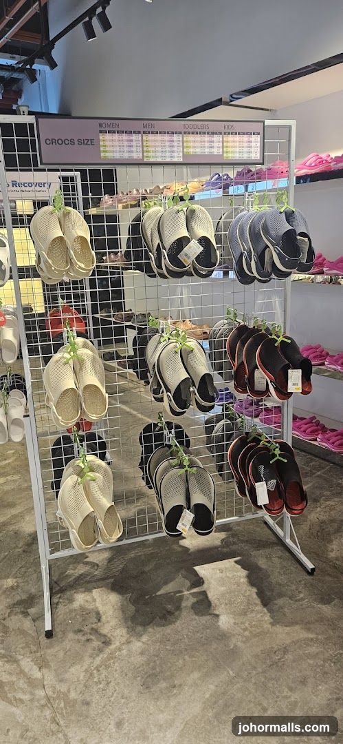 Crocs Shoe Display