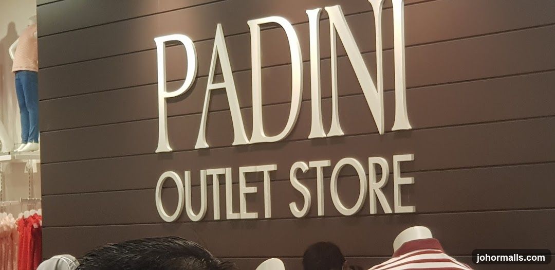 Padini Outlet Store Signage
