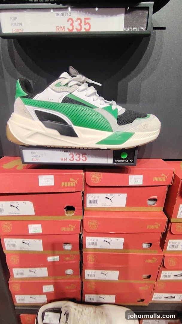 Puma Shoes Display