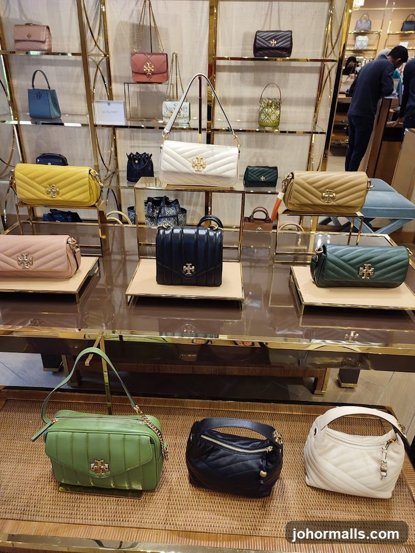 Handbag Display