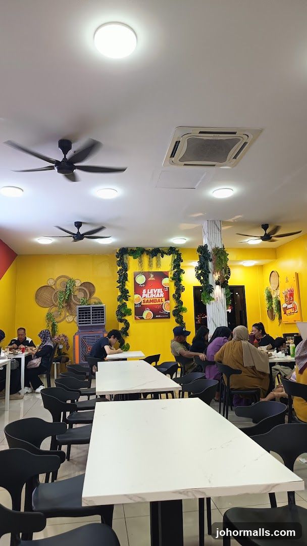 Ayam Gepuk Republik (Angsana Mall)