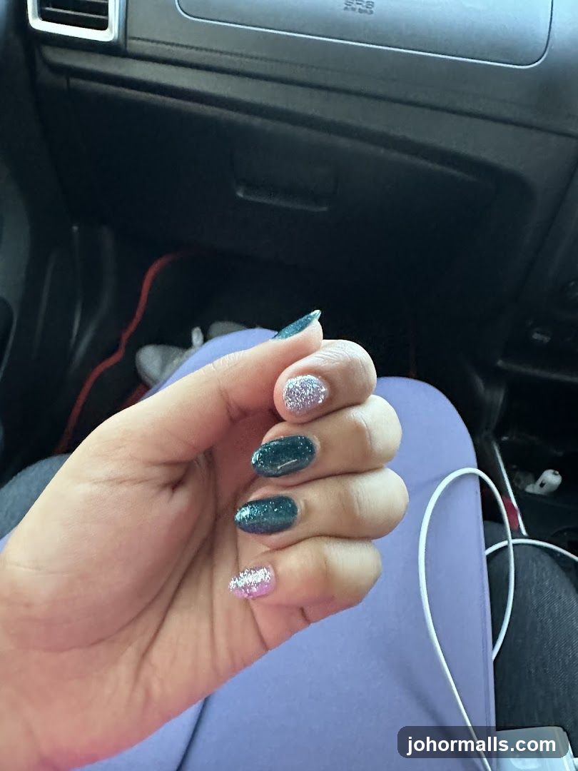 Sparkling Nails