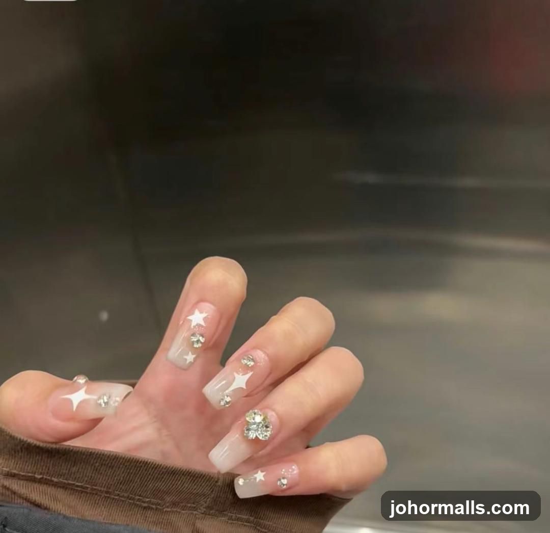 Nails with Stars and Gems