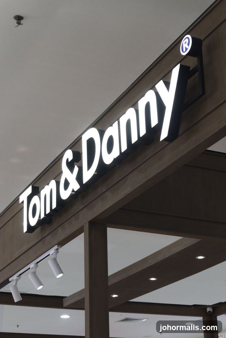 Tom & Danny