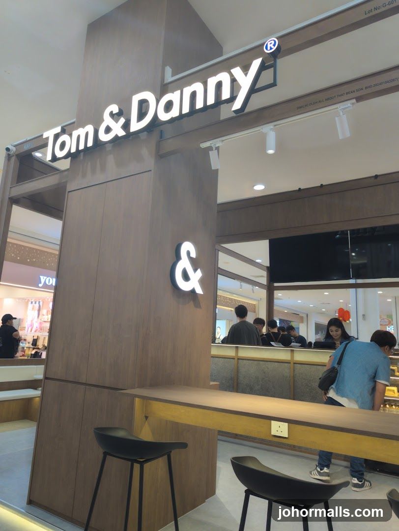 Tom & Danny
