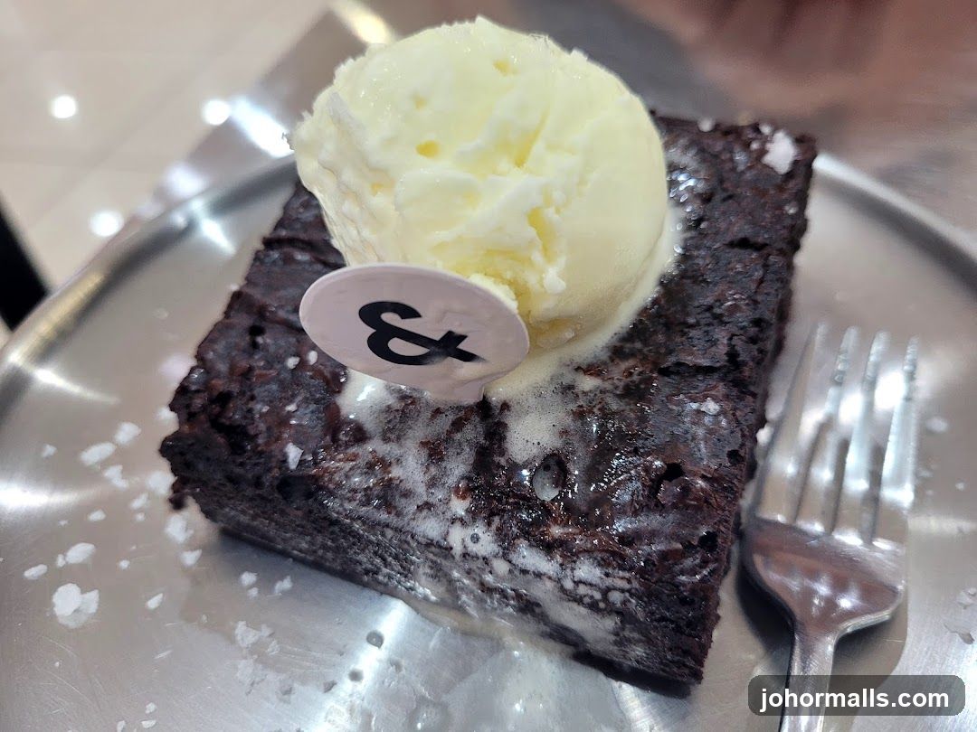Brownie with Ice Cream