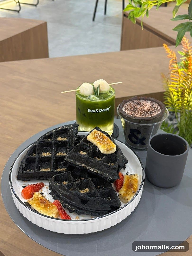 Dessert Platter with Matcha Drink