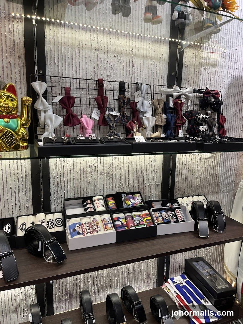 Accessories Display