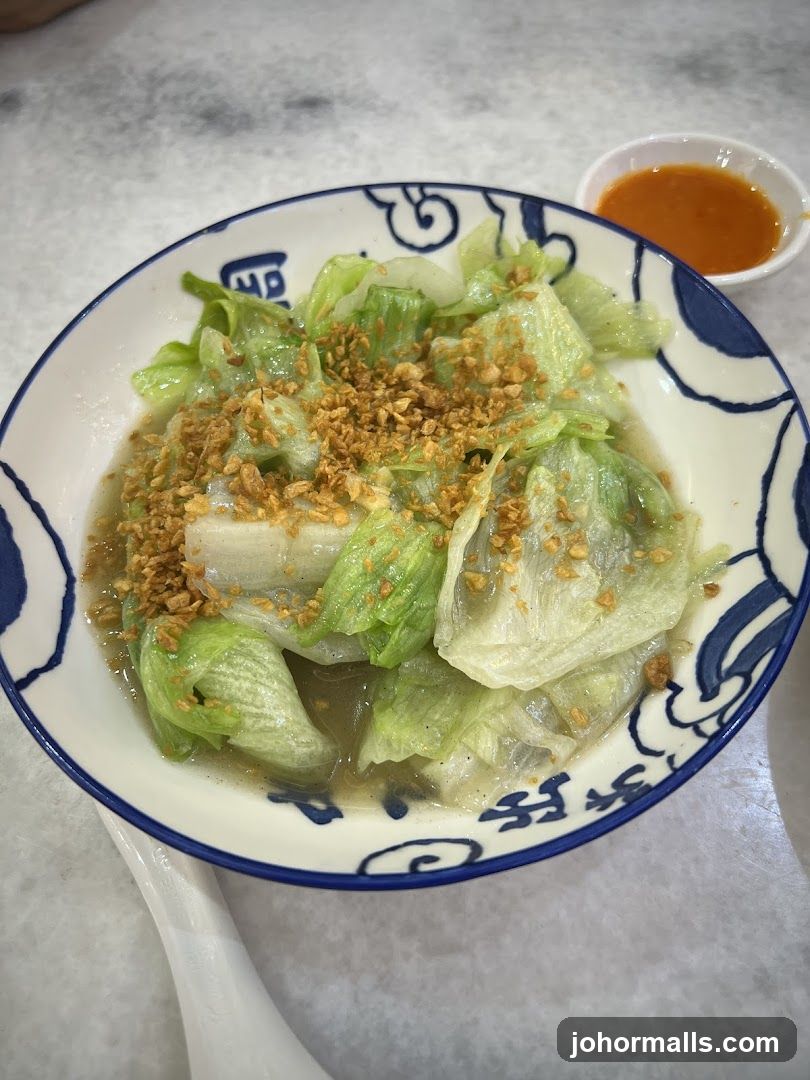 Stir-fried Lettuce with Garlic
