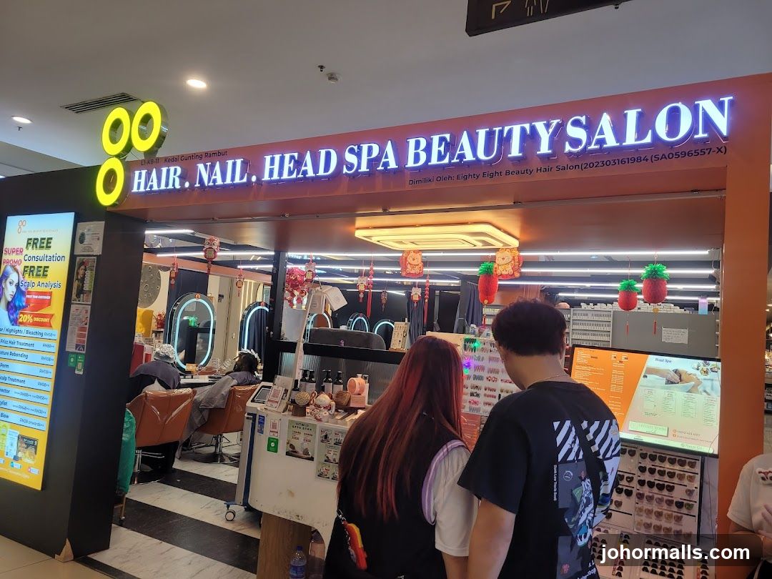 Nailly'S Head And Spa