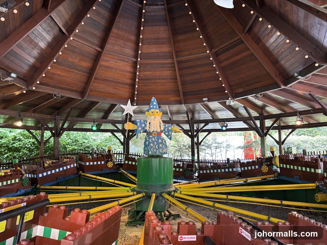 Amusement Ride with Wizard Figure