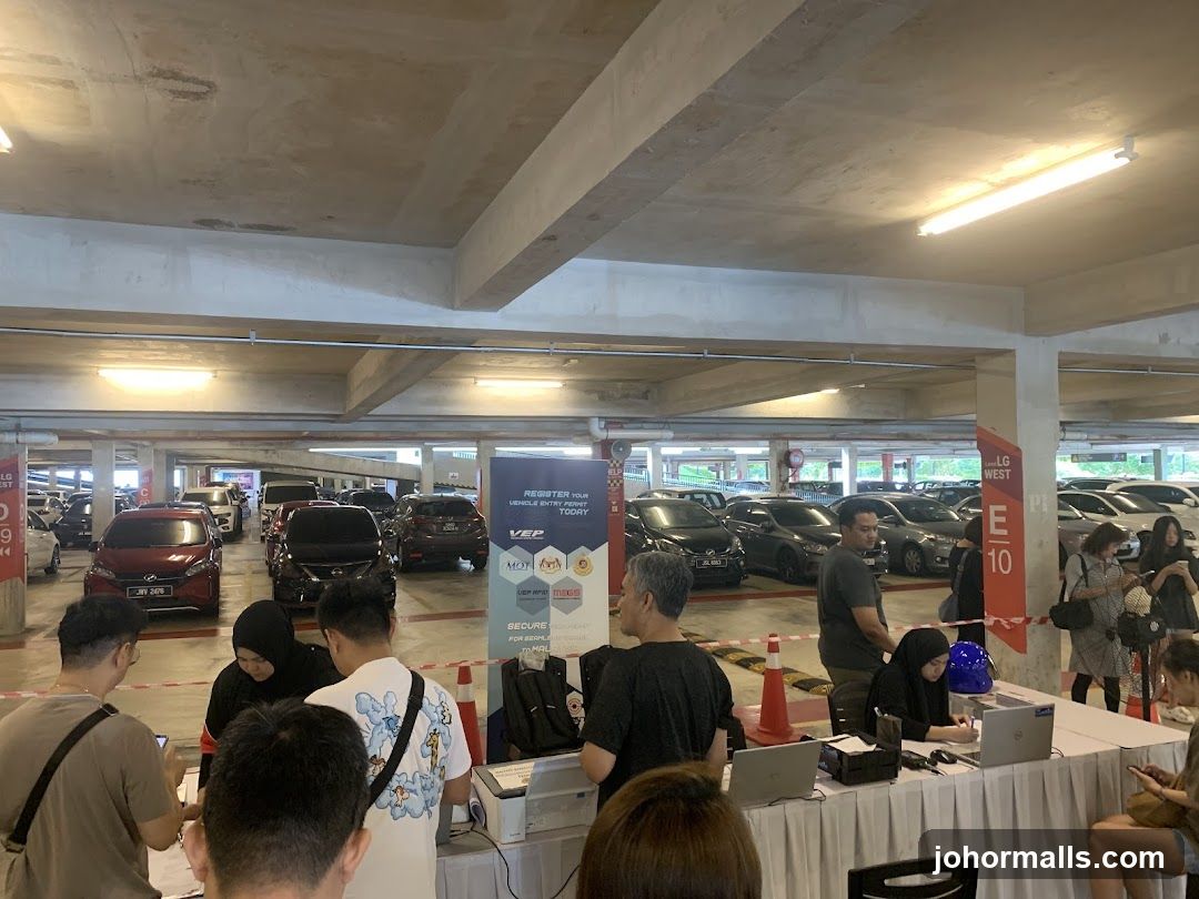 Registration Desk in Parking Lot