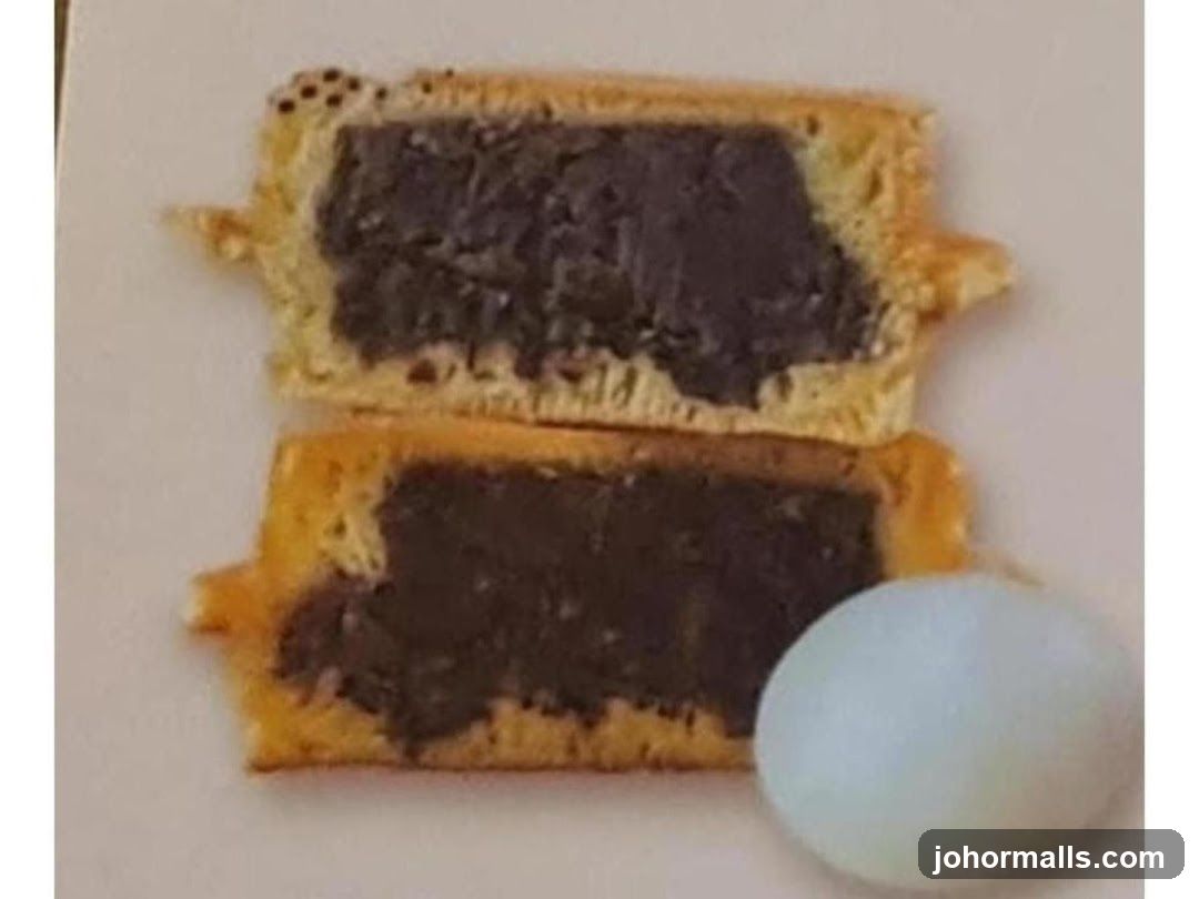 Pastry with Filling and Egg