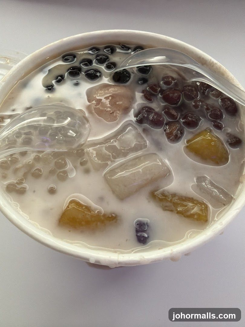 Dessert Bowl with Tapioca and Beans