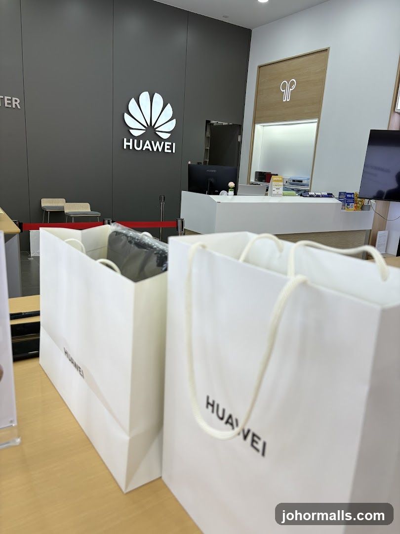 Huawei Store Interior