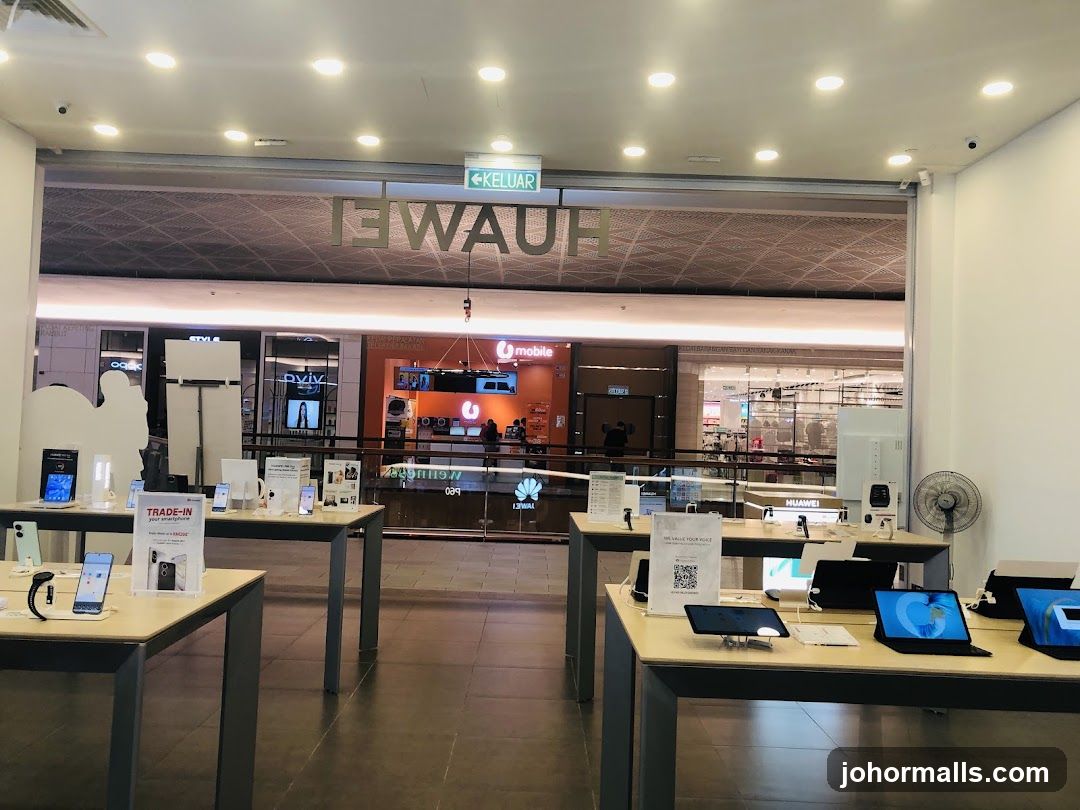 Huawei Store Interior