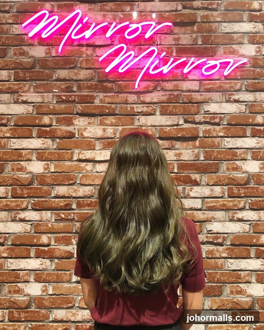 Neon Signage