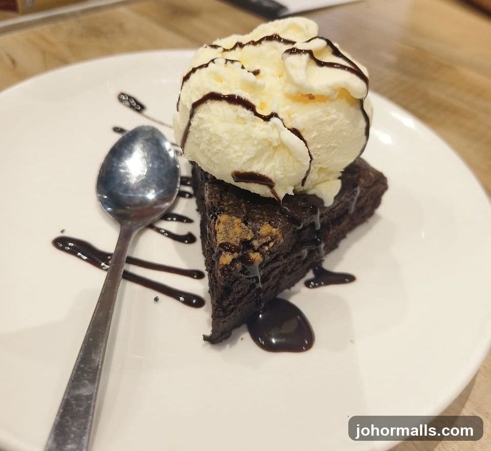 Brownie with Ice Cream