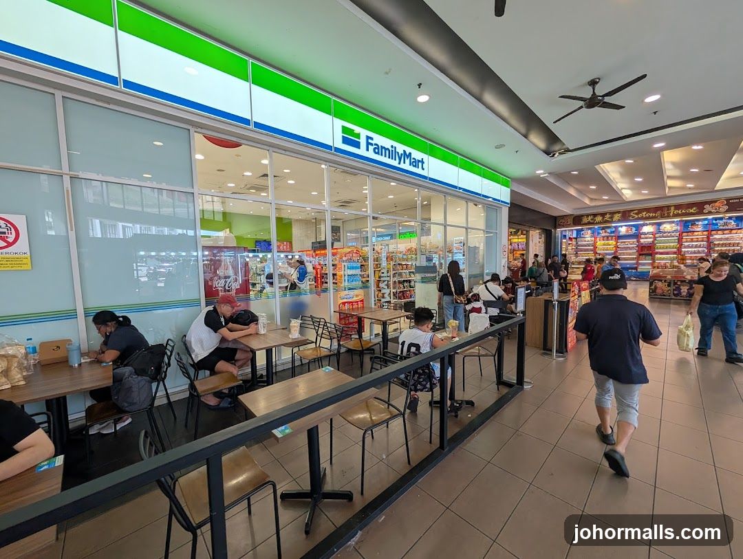 FamilyMart KSL City