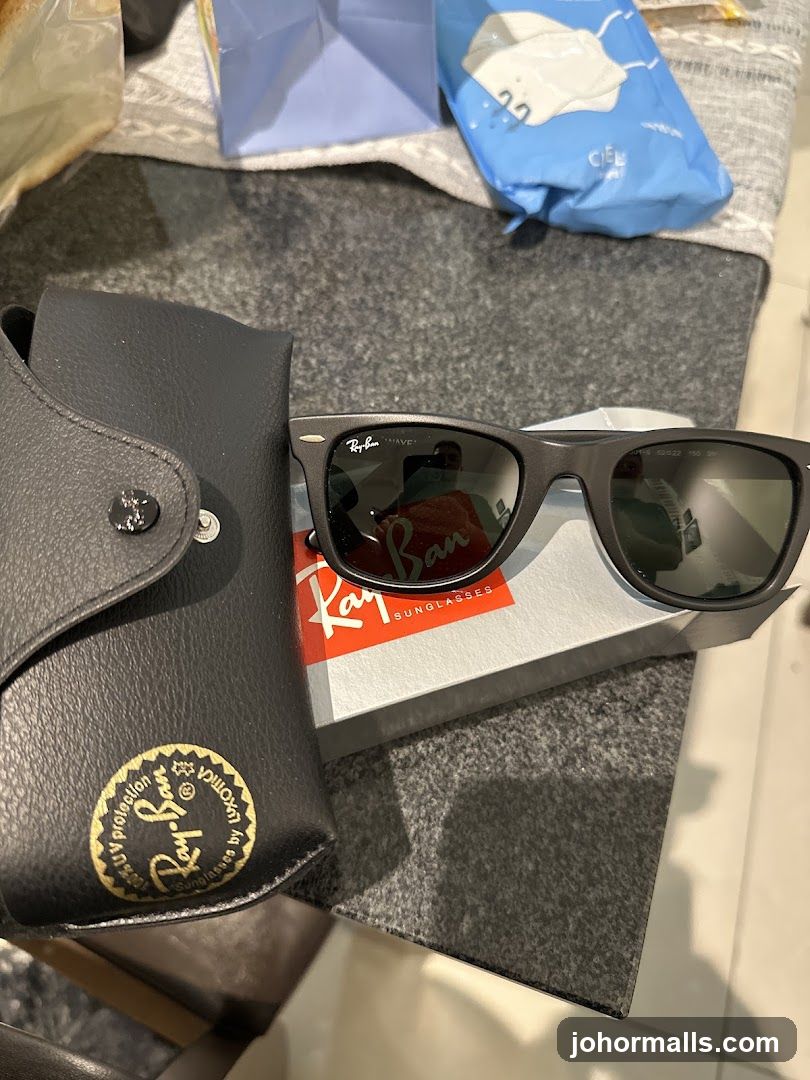 Ray-Ban Sunglasses