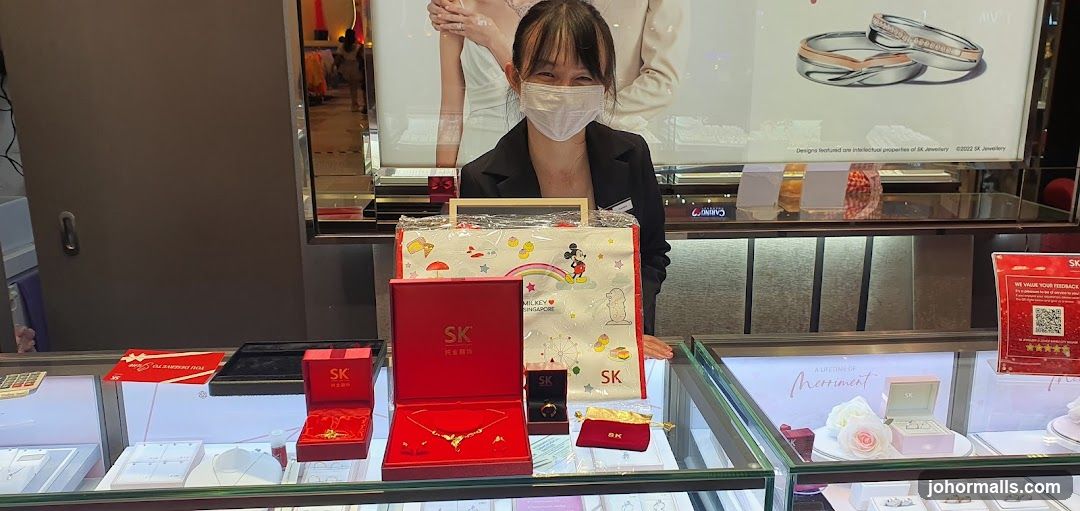 Jewelry Store Display