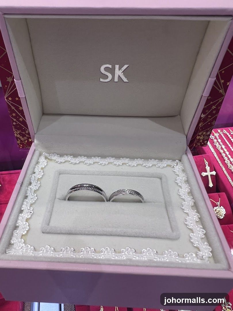 Wedding Rings in a Jewelry Box
