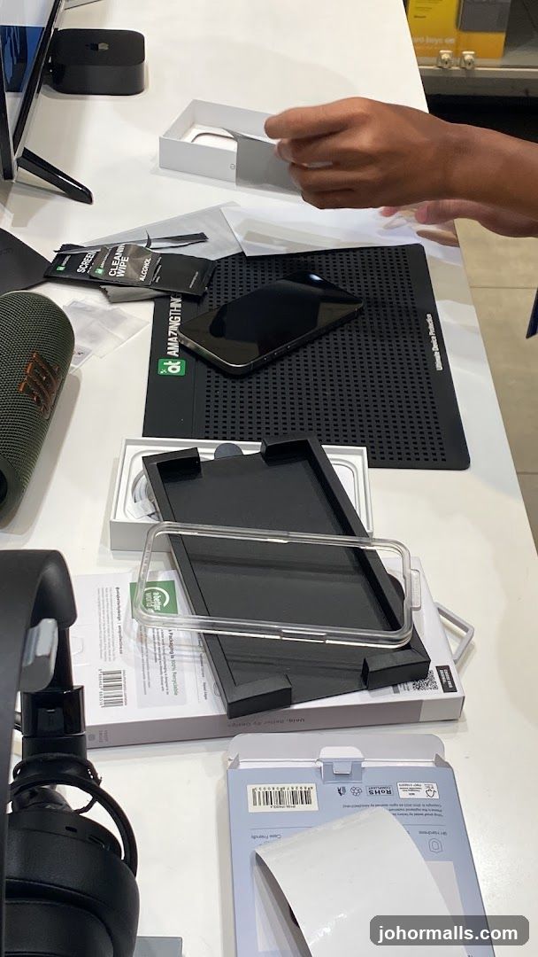 Unboxing a Smartphone