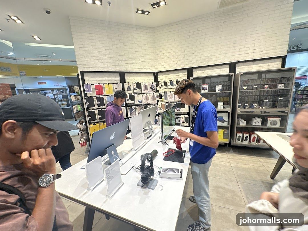 Electronics Store Display