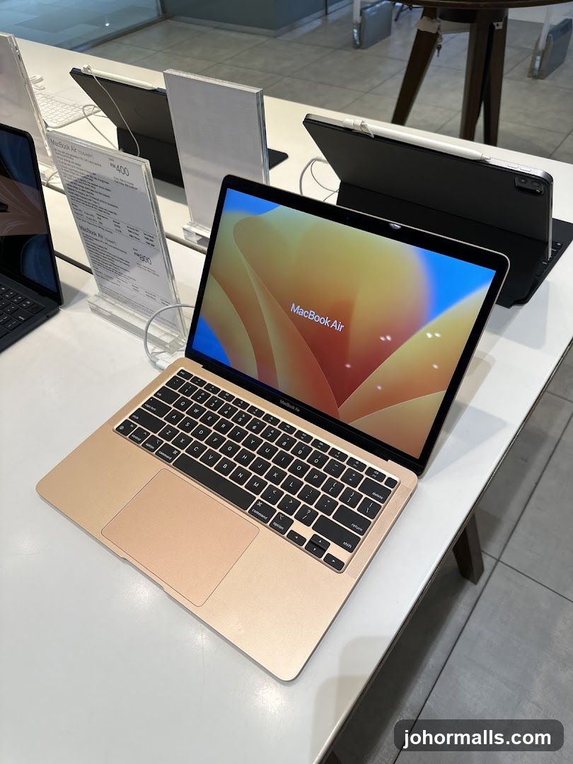MacBook Air Display