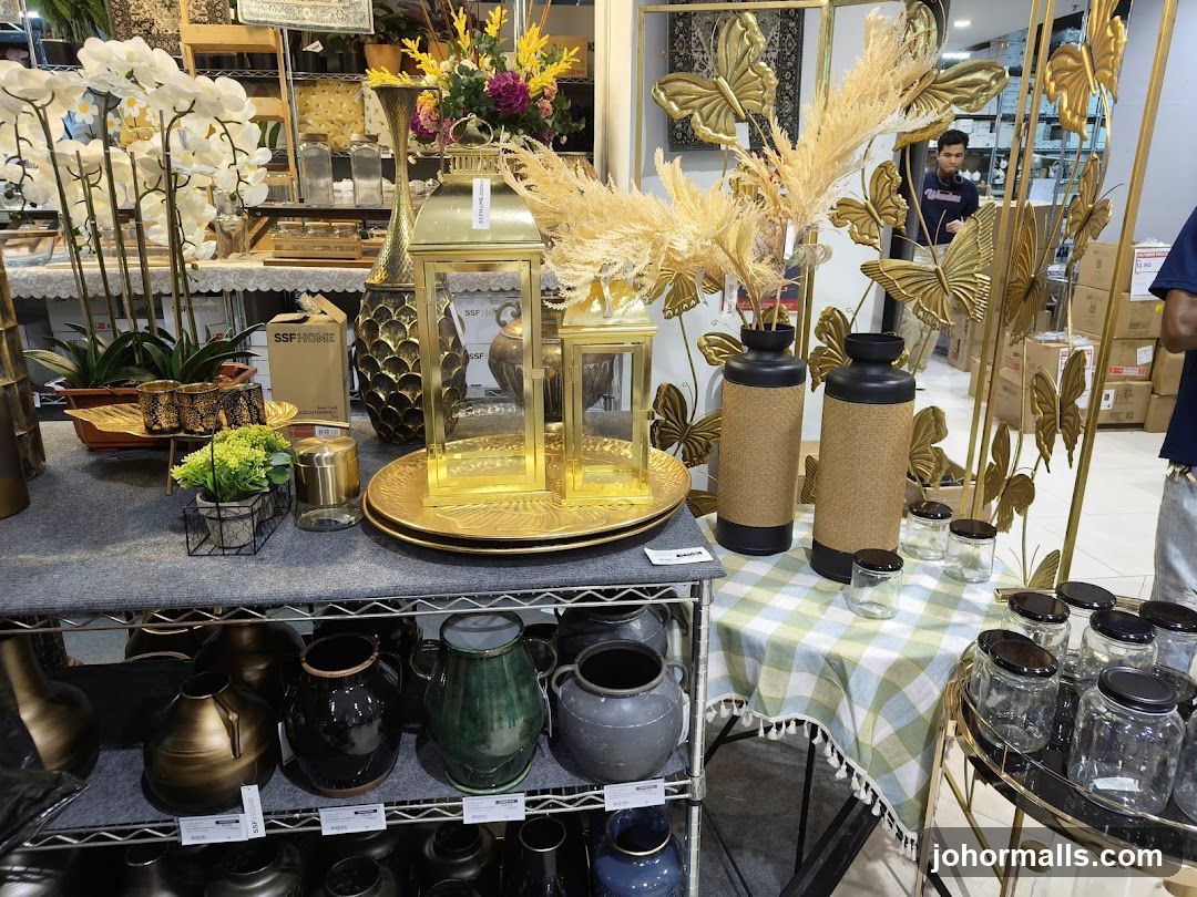 Home Decor Display