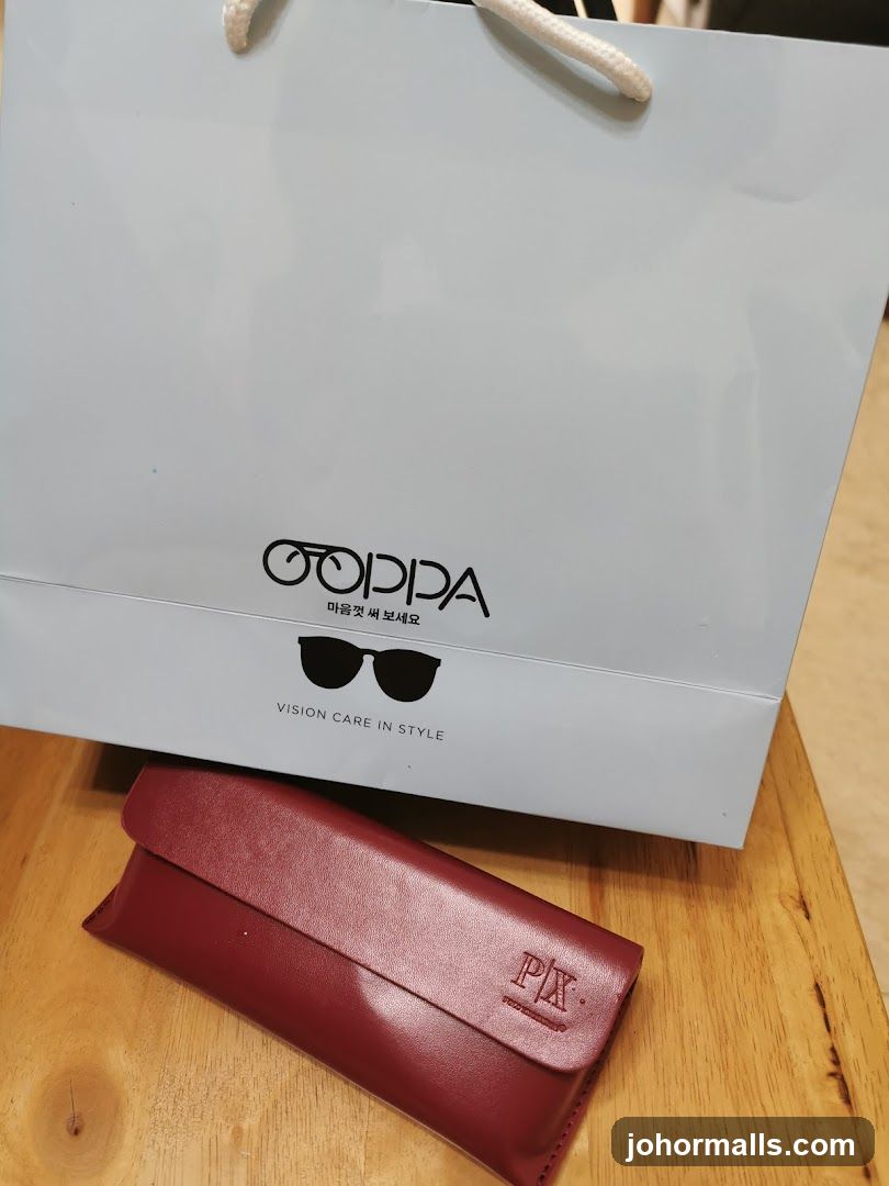 Eyewear Bag and Case