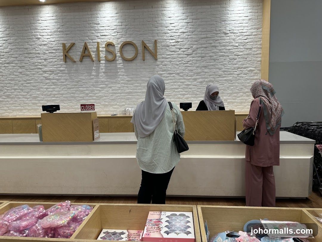 Kaison Store Interior