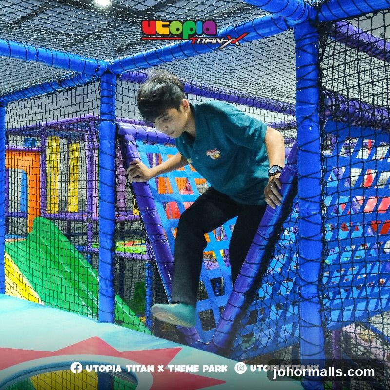 Utopia Titan X Theme Park