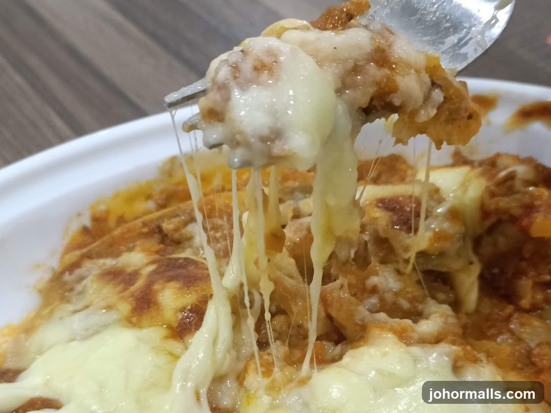 Cheesy Pasta Dish