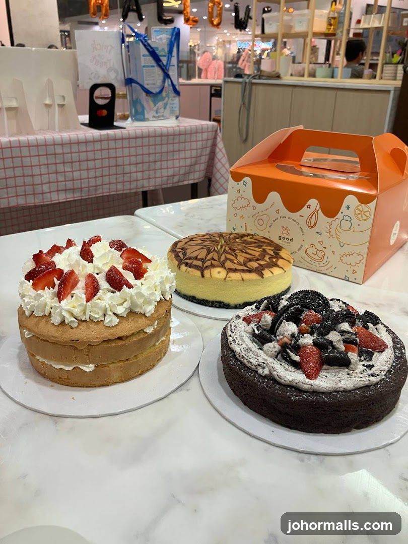 Cakes and Bakery Box