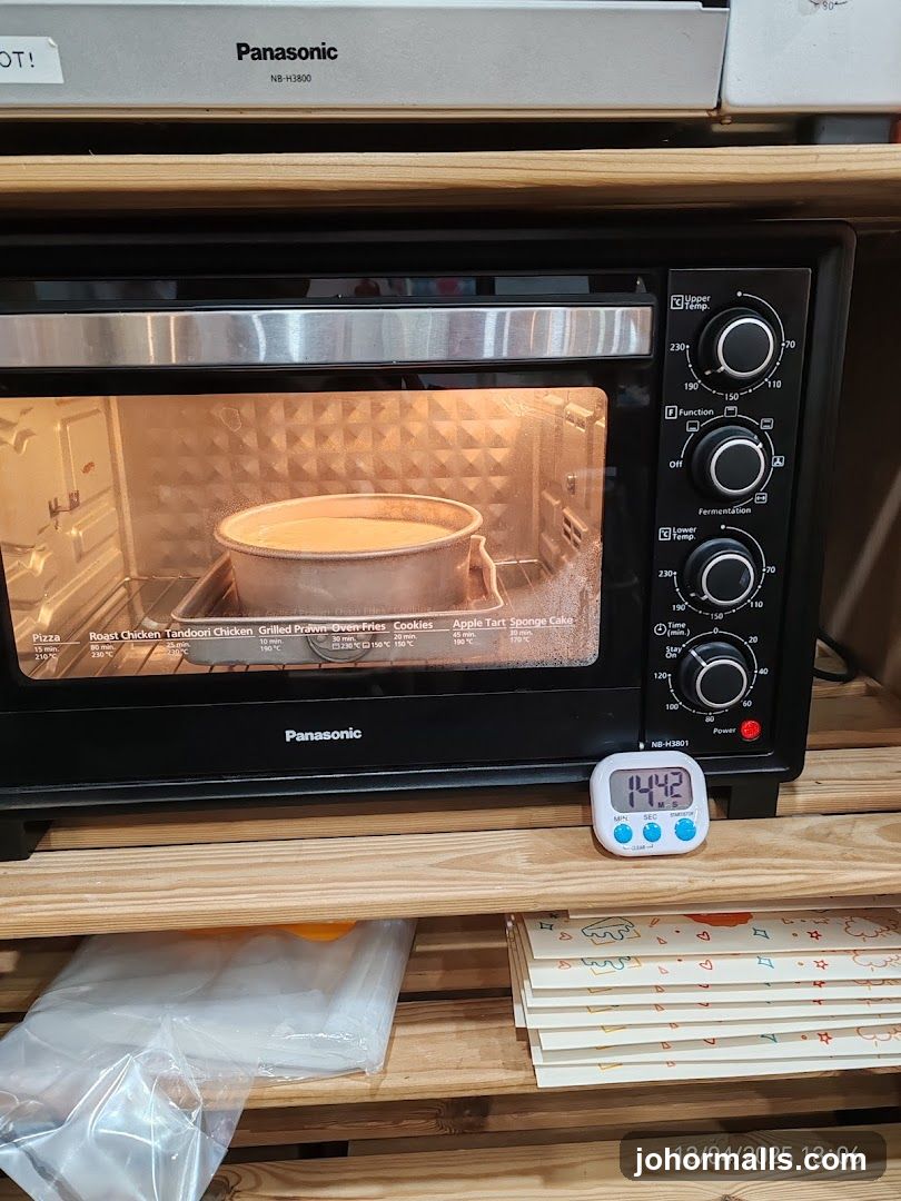 Oven with Cake