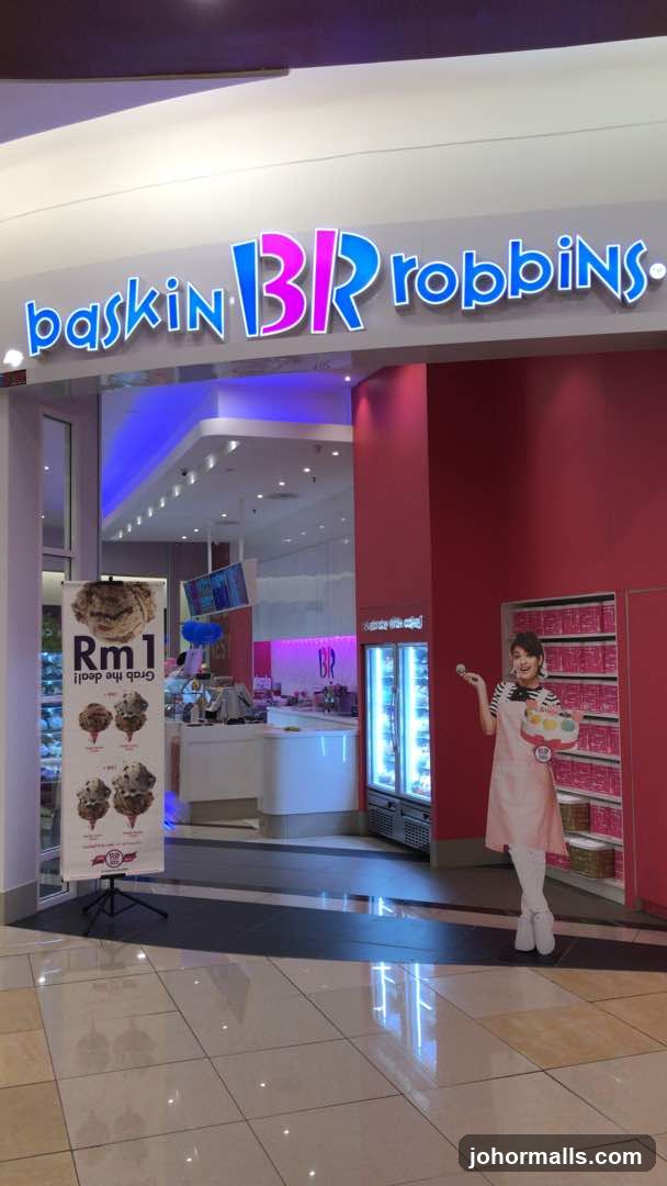 Baskin Robbins Storefront
