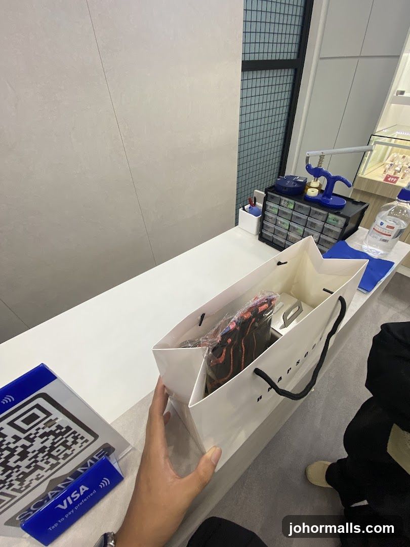 Shopping Bag and Payment Terminal