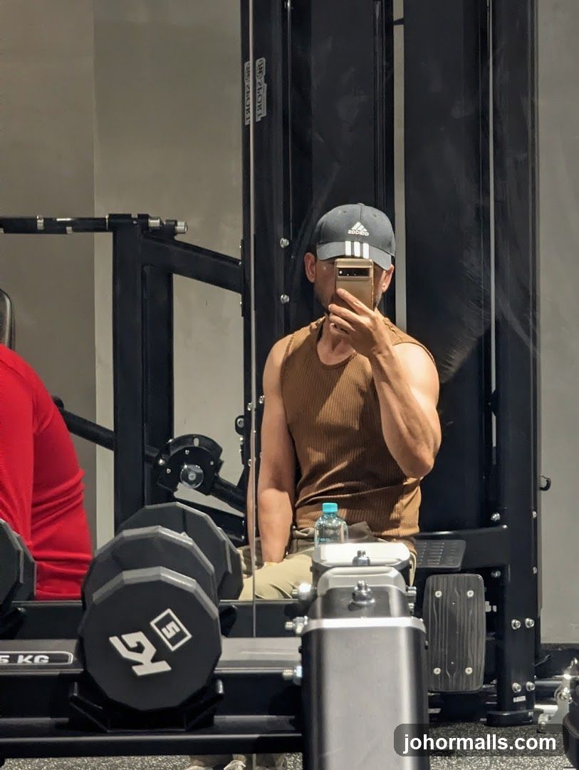 Gym Selfie
