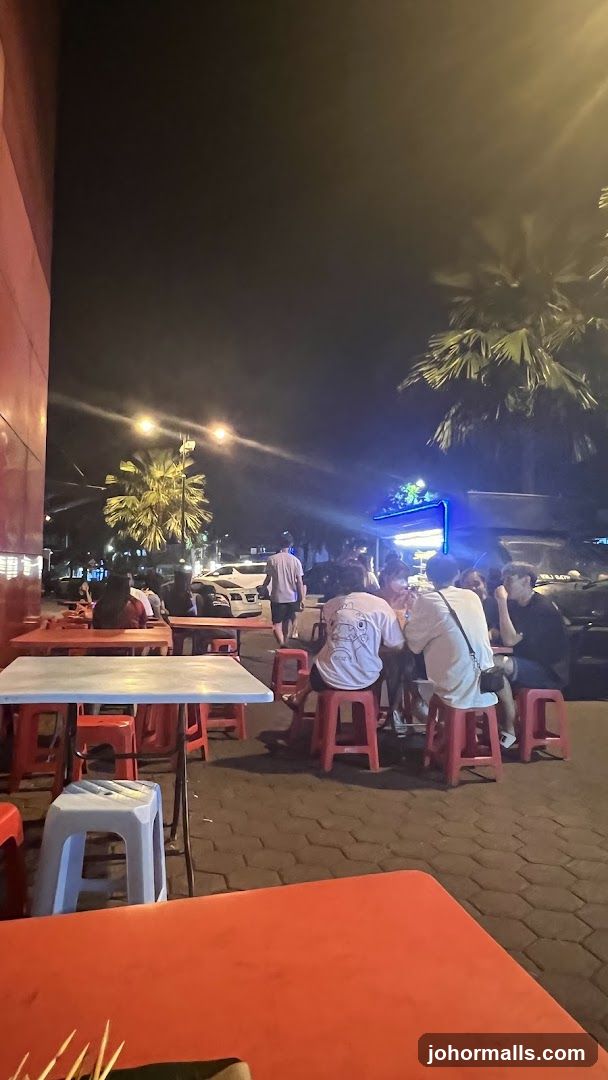 Outdoor dining at night