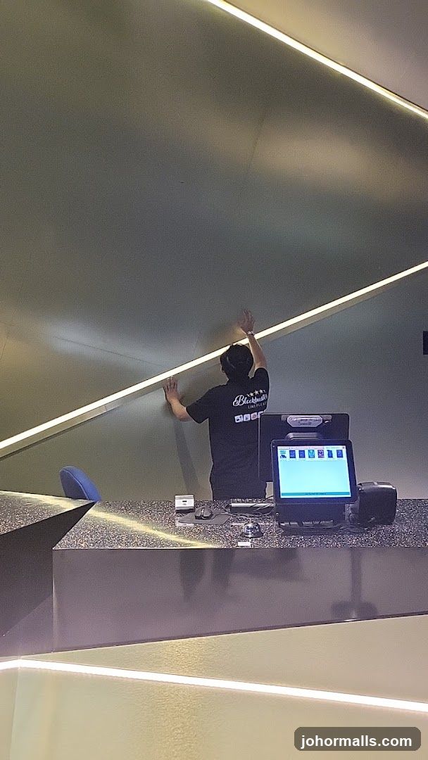 Counter with employee