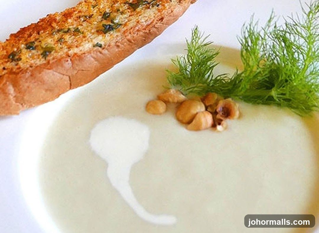 Creamy Soup with Garlic Bread