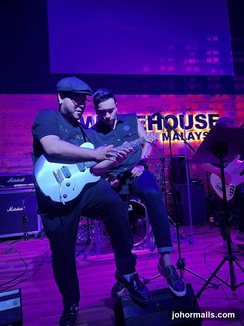 Musicians on Stage